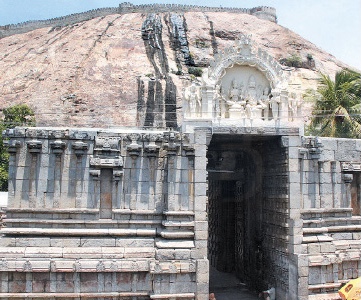 Namakkal Anjaneyar which gives good health!!